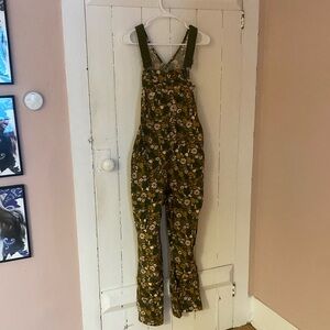 Duluth Trading Co Floral & Mushroom Olive Green Overalls
